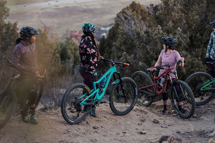 Red Bull: The Coolest Women's MTB Kit on the Market - SHREDLY