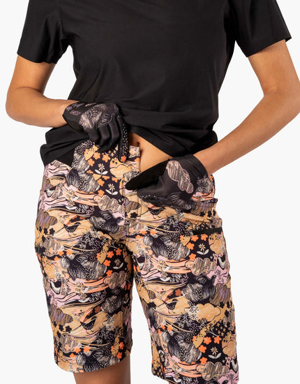 All Time 11" - Zipper Snap Mid - Rise Short : Abby