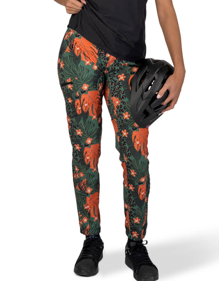 Vented - All Time - Zipper Snap Mid - Rise Pant : Heidi