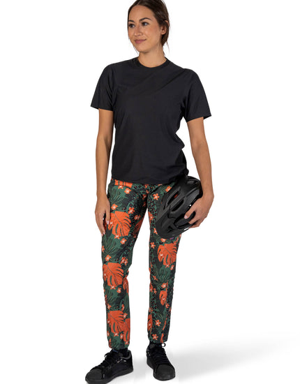 Vented - All Time - Zipper Snap Mid - Rise Pant : Heidi