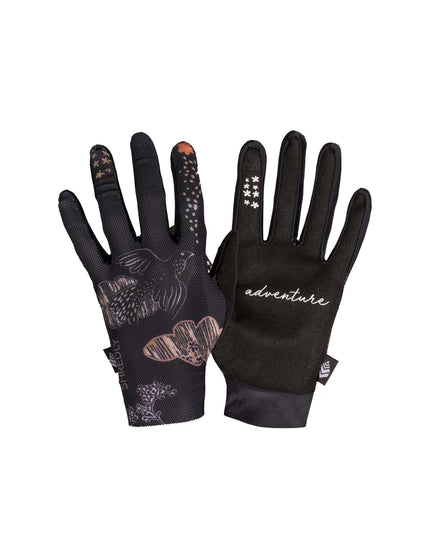 Glove : Abby