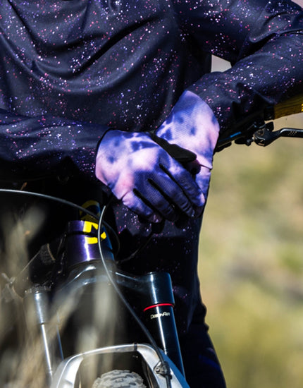 Glove : Midnight Tie Dye