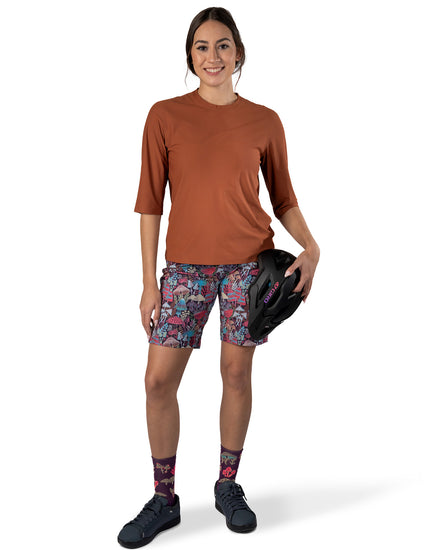 All Time 11" - Zipper Snap Mid - Rise Short : Bella II
