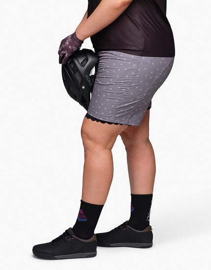 Limitless 7" - Stretch Waistband High - Rise Short : Clay Stars