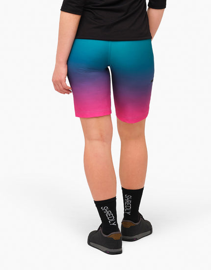 All Time 11" - Zipper Snap Mid-Rise Short : Rainbow Ombre
