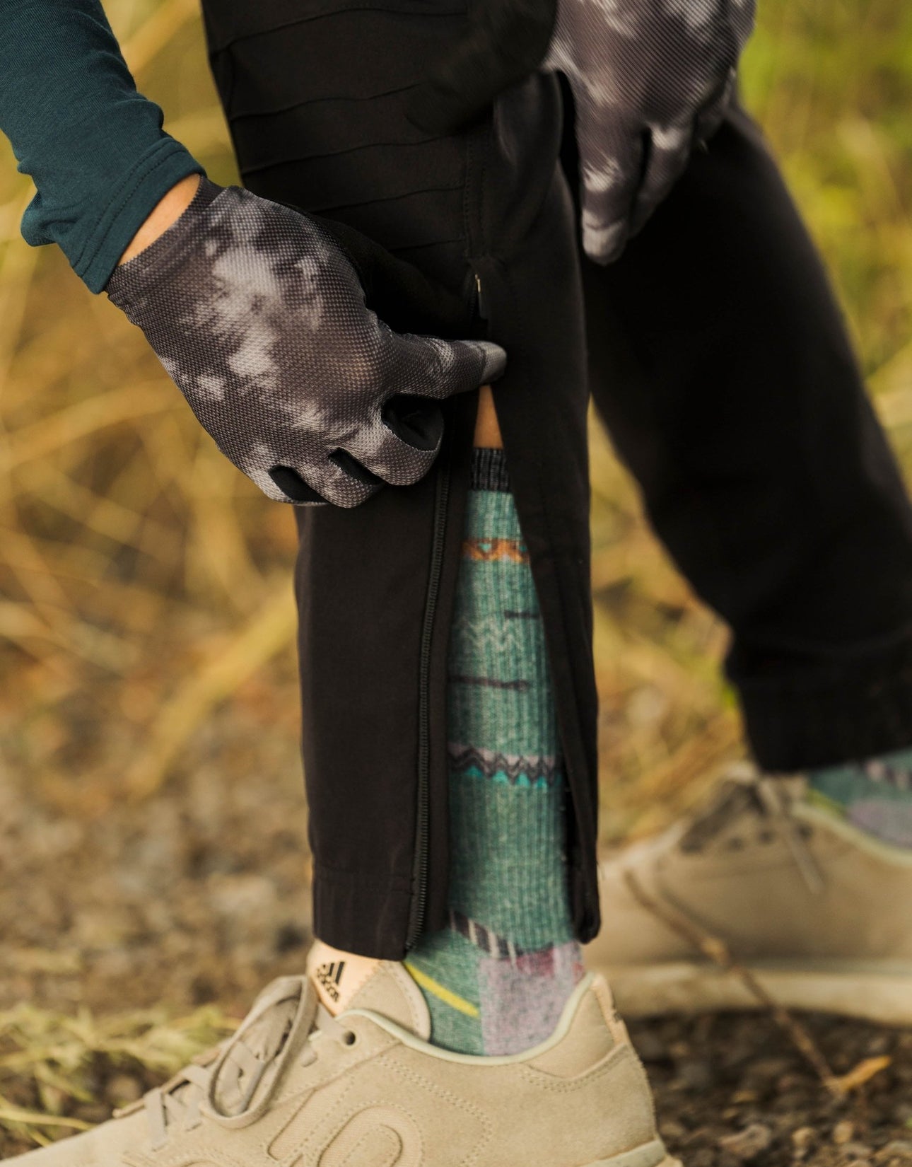 All Time - Zipper Snap Mid-Rise Pant : Noir - Women's | SHREDLY