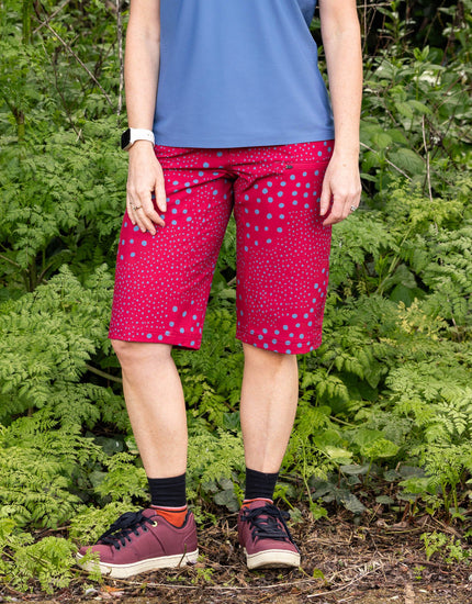 SHREDLY Women's All Time 14" - Zipper Snap Mid-Rise Short : Dottie