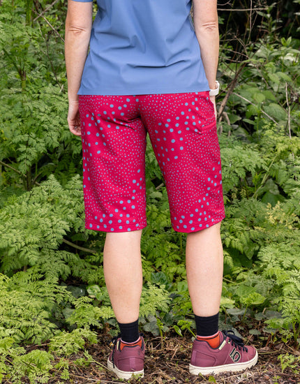 SHREDLY Women's All Time 14" - Zipper Snap Mid-Rise Short : Dottie