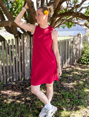 SHREDLY Women's Beyond Tech Cool Down Dress : Raspberry