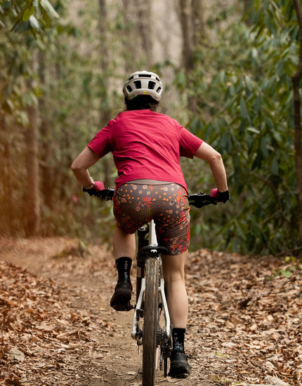 SHREDLY Women's Beyond Tech Tee Vented : Raspberry