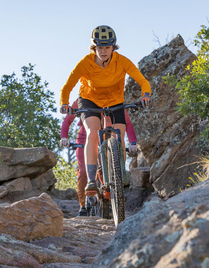 SHREDLY Women's Featherweight Sun Hoodie : Clementine