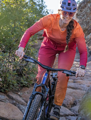 SHREDLY Women's Limitless - Stretch Waistband High-Rise Pant : Raspberry Sol Ombre