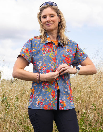 SHREDLY Women's Short Sleeve Explorer Shirt : Flora Azul