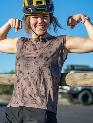 SHREDLY Women's Your Favorite Tank : Ink