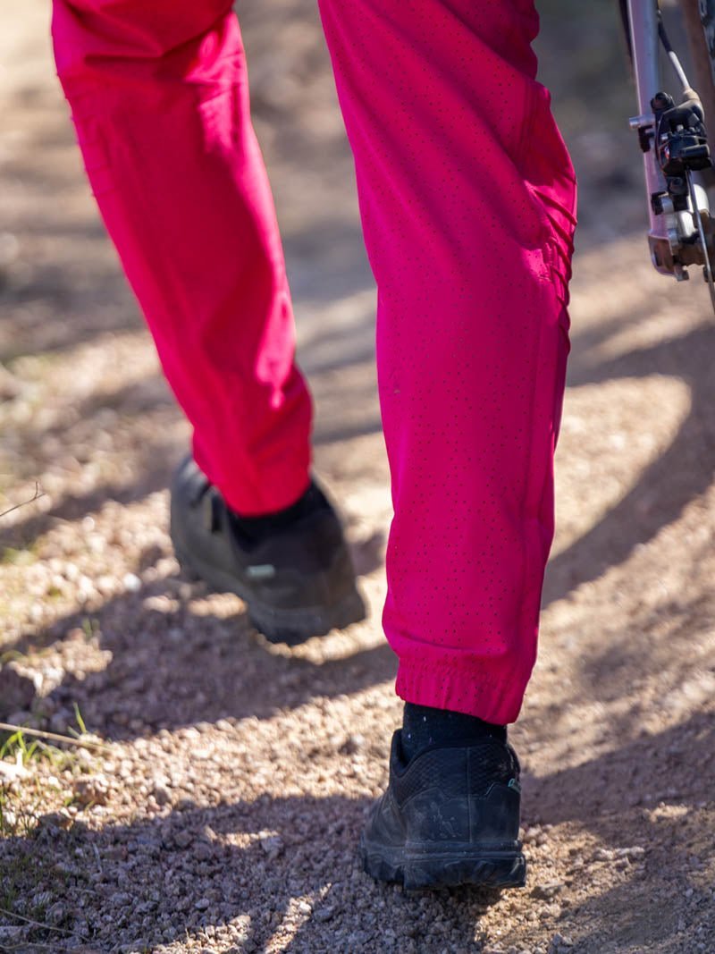Vented - All Time - Zipper Snap Mid-Rise Pant : Nebula Pink