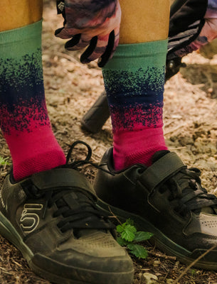 SHREDLY Women's Sock 6 : Rainbow Ombre